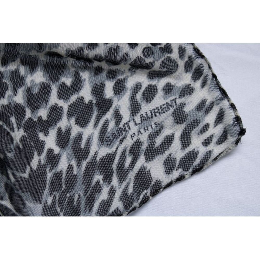 Saint Laurent, leopard printed square scarf - Picture 3 of 4